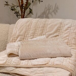 Anthropologie Cream Velvet Quilt and 2xShams